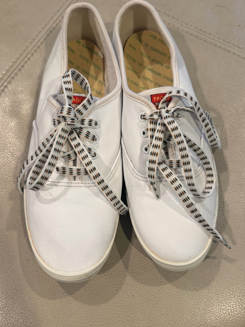 RARE Vintage Gucci White Lace-Up Sneakers